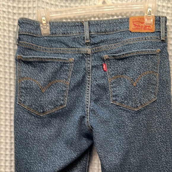 Levi's Blue leopard black Straight Jeans Classic Denim 711 strait style 30 size - Picture 2 of 6